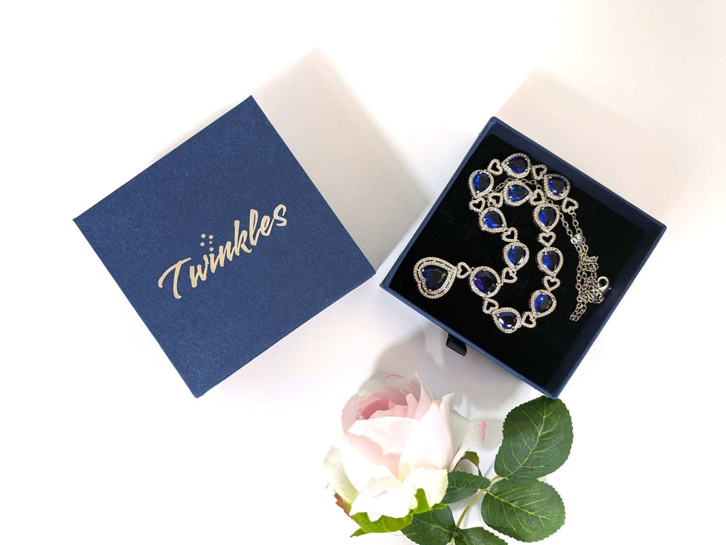 Luxurious Heart of the Ocean Blue Diamond Necklace