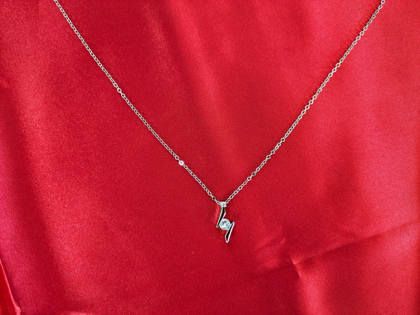 Simple white gold plated necklace