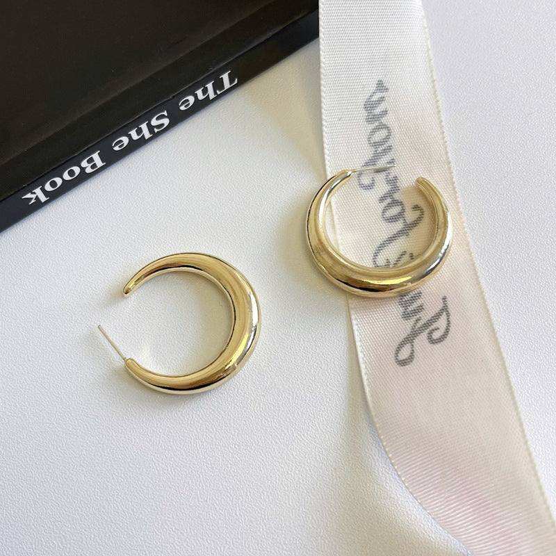 High End C-Shaped Gold Earrings