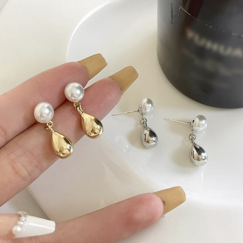 Sweet and cool water drop earrings