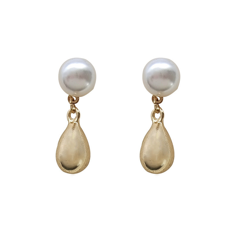 Sweet and cool water drop earrings