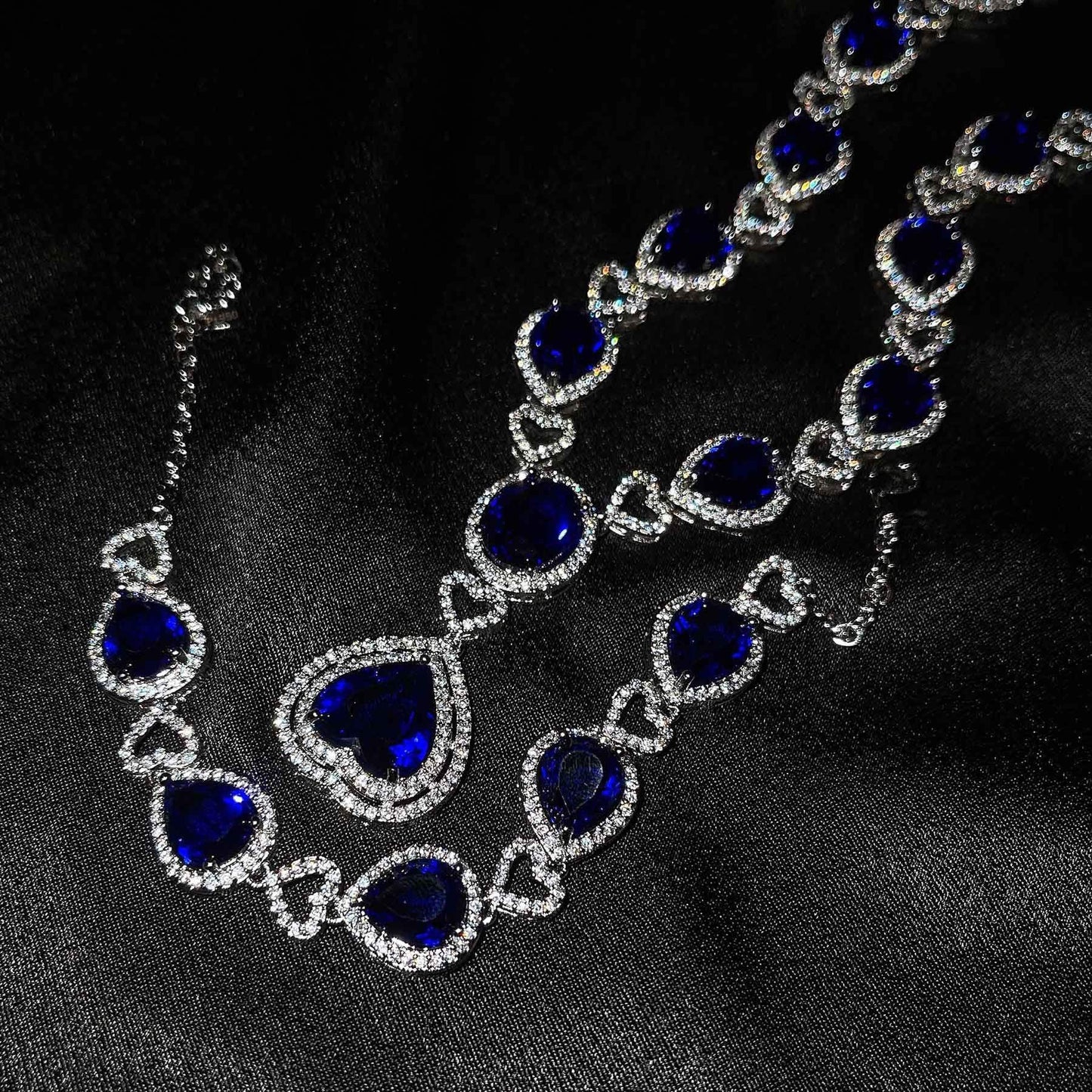 Luxurious Heart of the Ocean Blue Diamond Bracelet