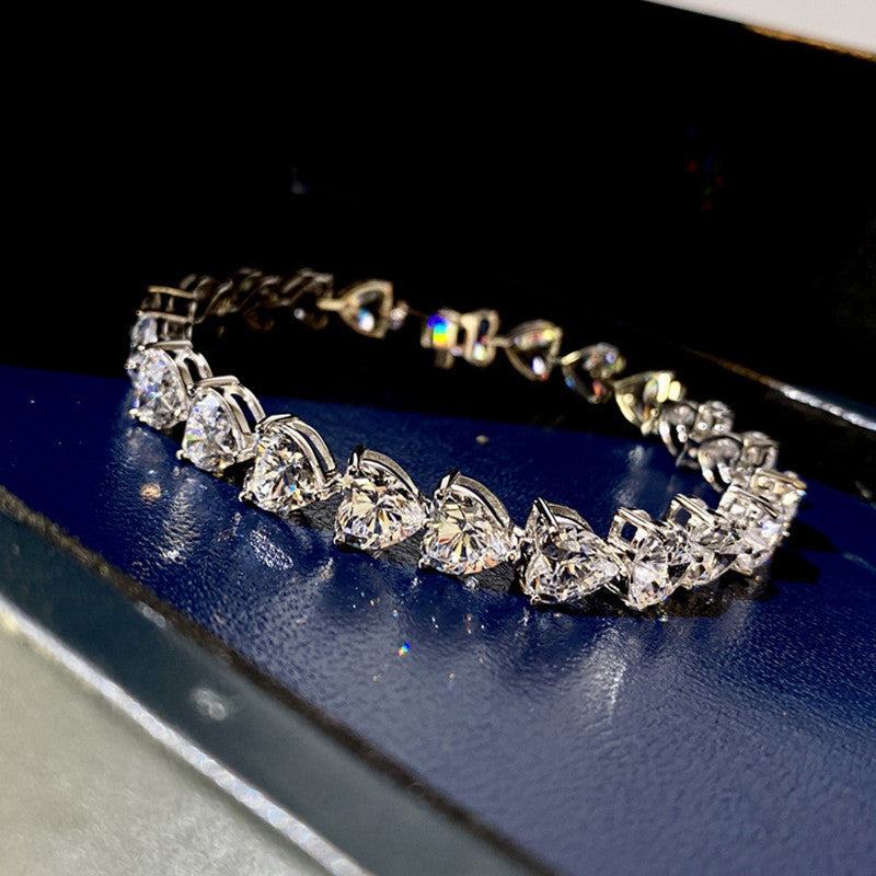 Imitation moissanite love heart bracelet