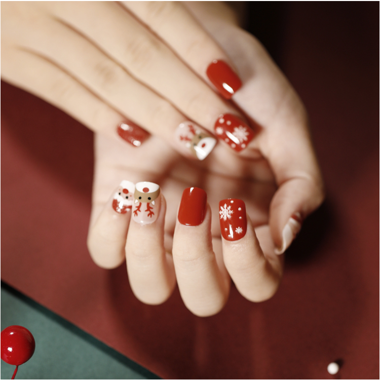 Santa Series One-Deer and Snow Press On Nails