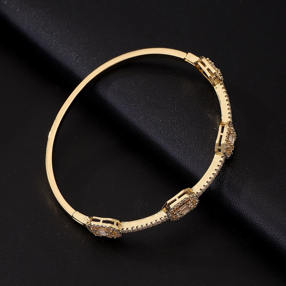 Geometric Diamond Gold Bracelet